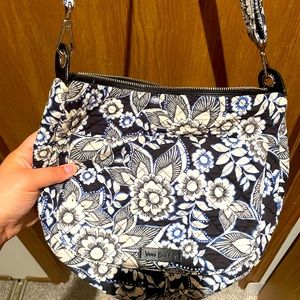 Big and deep crossbody bagel with little coin pouch